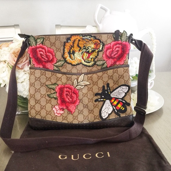 Gucci Handbags - Gucci GG canvas messenger crossbody bag